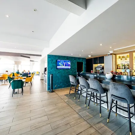 Hotell Mercure Vienne Sud 4*