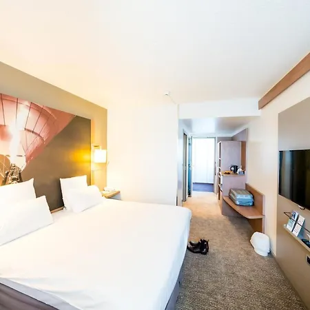 Mercure Vienne Sud 샤나