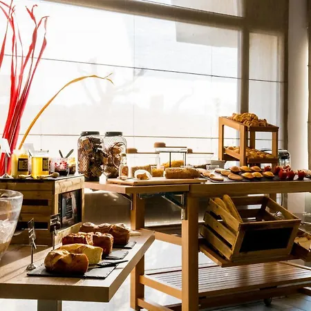 Hotell Mercure Vienne Sud 4*