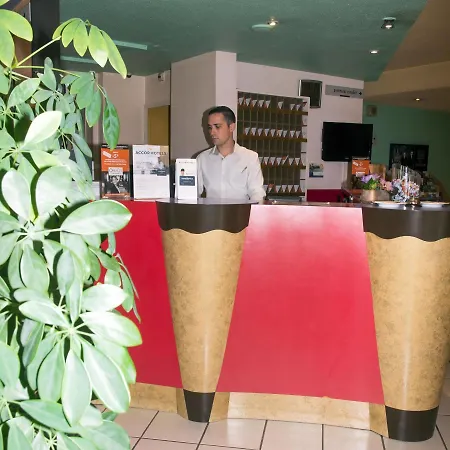 Mercure Vienne Sud Hotell 4*