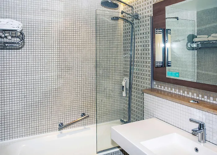 Mercure Vienne Sud 4*