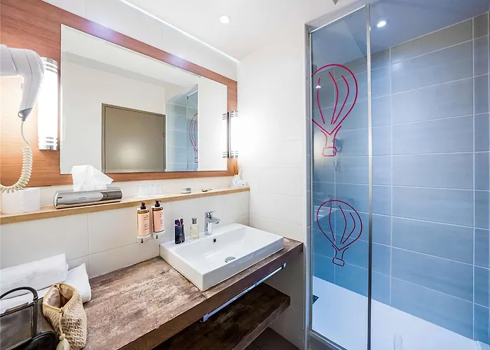 Mercure Vienne Sud 4* شناس