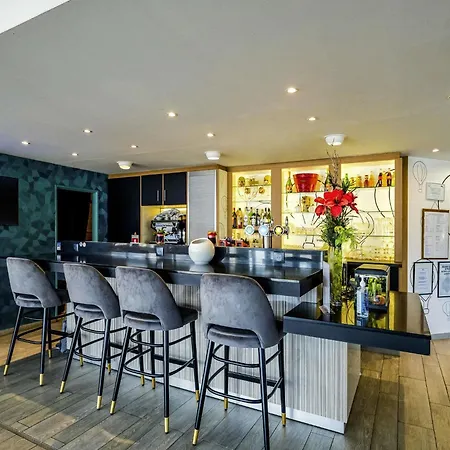 Hotel Mercure Vienne Sud 4*