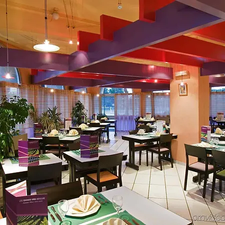 Mercure Vienne Sud ホテル