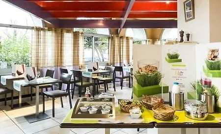 Mercure Vienne Sud 4*