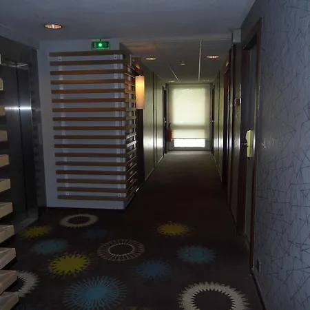 Mercure Vienne Sud 4*